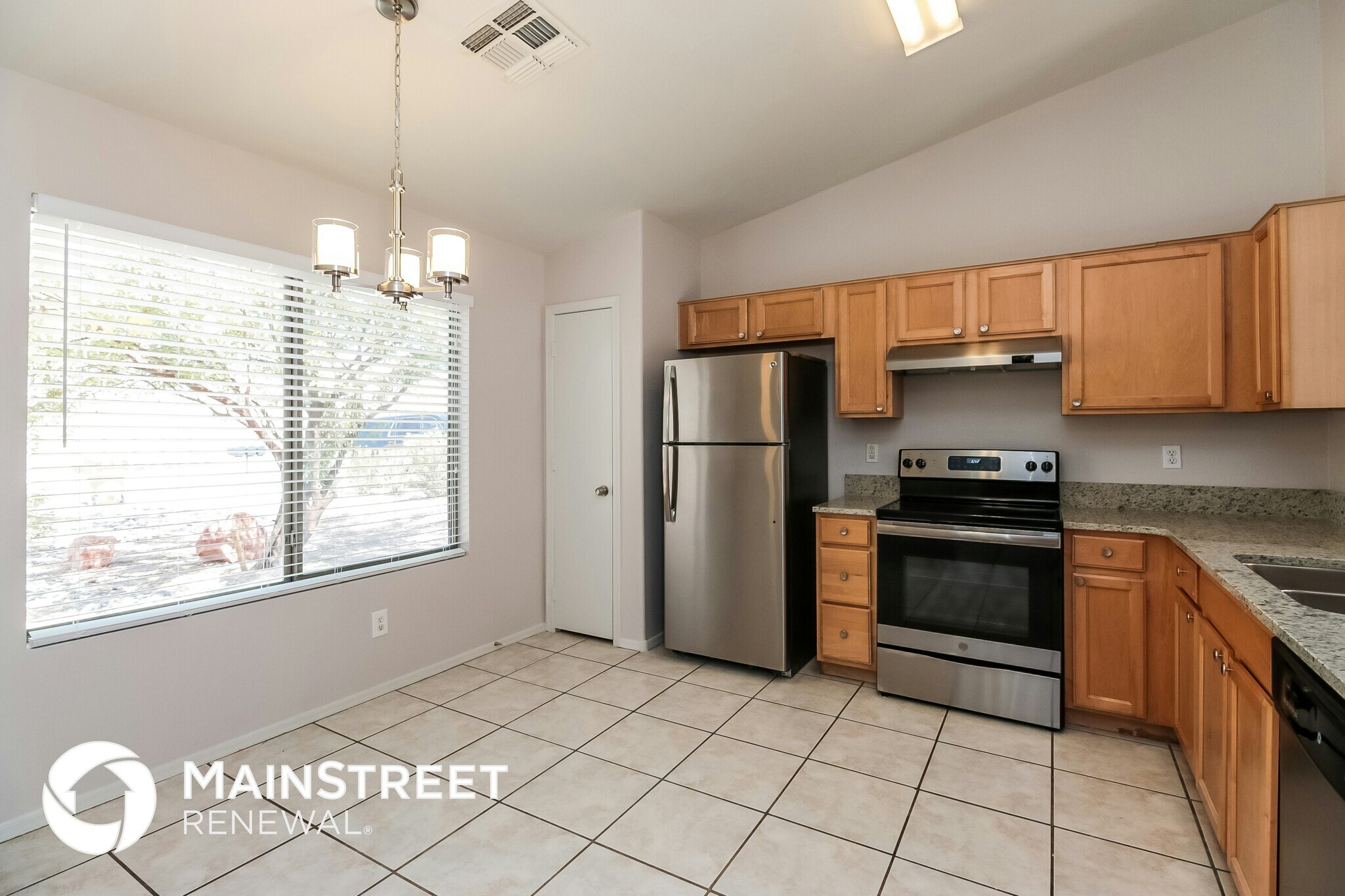 Building Photo - 11185 W El Caminito Dr