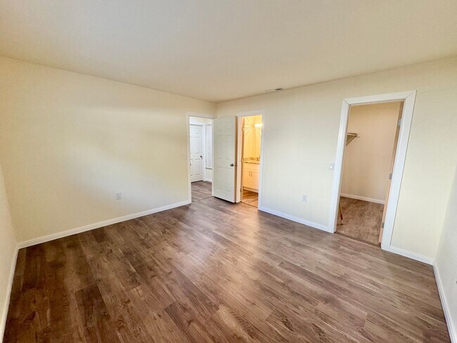 Building Photo - *COMING SOON* *MOVE IN SPECIAL* Beautiful 3-Bedroom/ 2 Bath REMODELED Home!