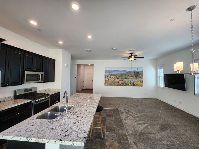 Building Photo - Guard-Gated Cadence 55+ Community | 2 Bed | Single Story Home