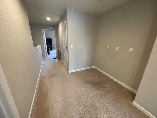 Building Photo - 1314 Promontory Crest View