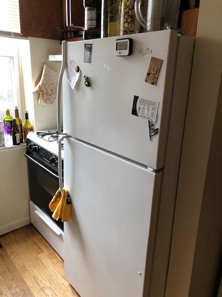 Building Photo - 370 S HIghland Ave