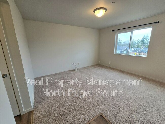 Building Photo - 4306 68th Dr NE