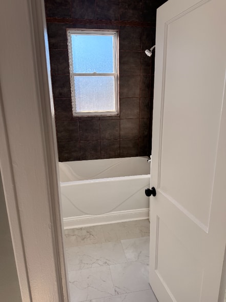 Building Photo - 9630 S Forest Ave