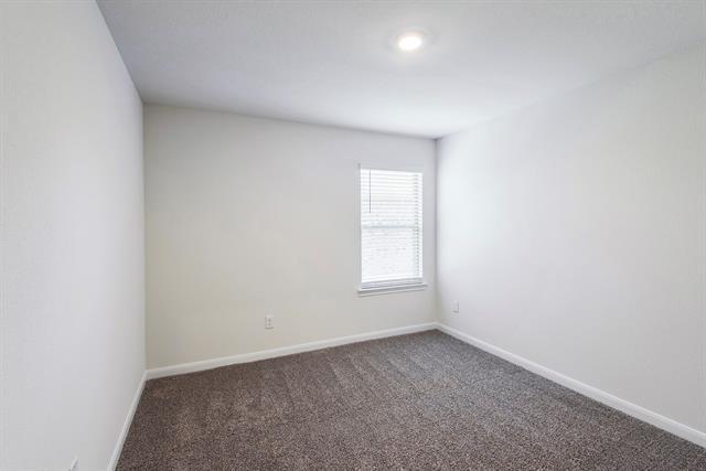 Building Photo - 709 Smokey Trail