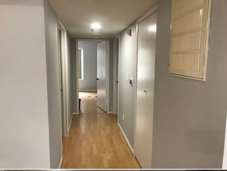 Building Photo - 10282 Tujunga Canyon Blvd