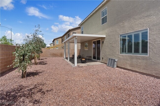 Building Photo - 1121 Copper Grass St