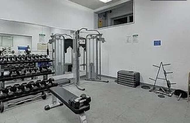 Building Photo - Best Value in Walnut Creek 1/1 - Pool, Hot Tub, Gym, et.
