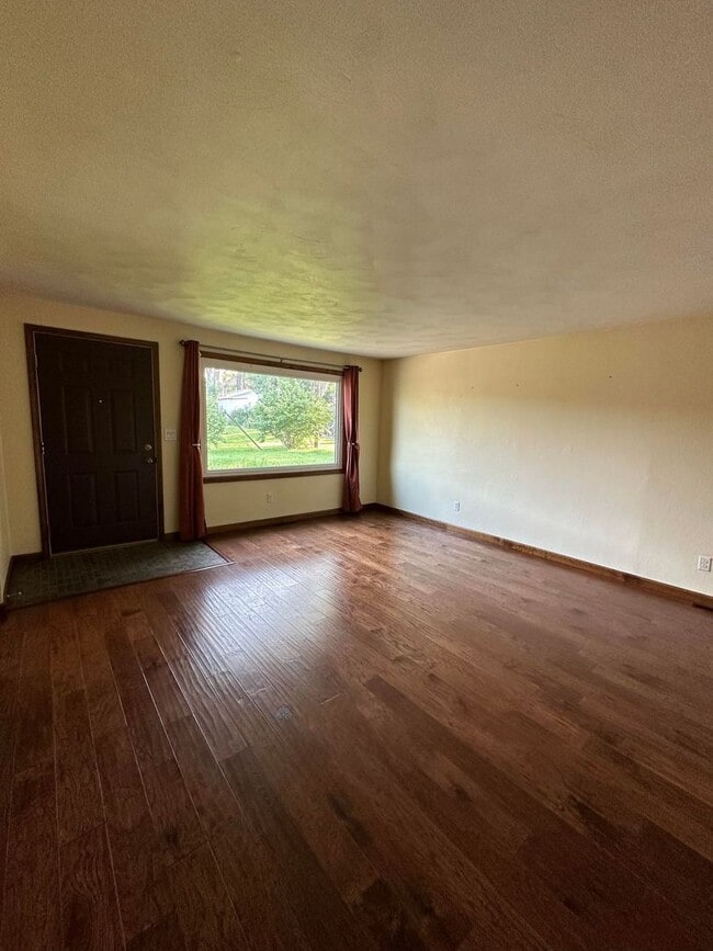 Building Photo - Nice! Duplex in Chesterfield!
