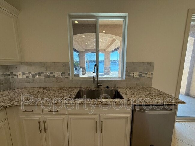 Building Photo - 4060 Chiavari Way