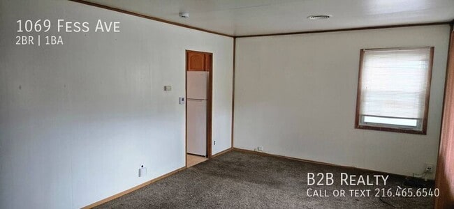 Building Photo - 1069 Fess Ave