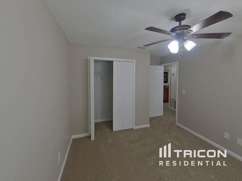 Building Photo - 5569 Pentail Cir