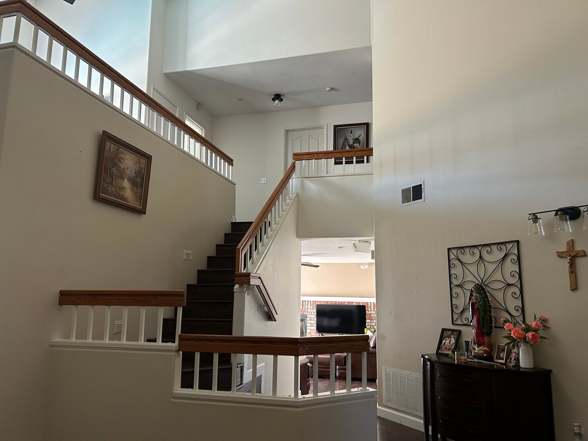Building Photo - 15419 Ridgecrest Dr