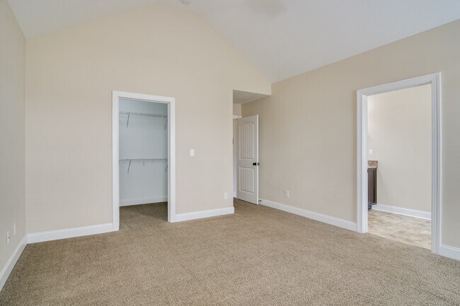 Building Photo - 3615 Penrith Dr