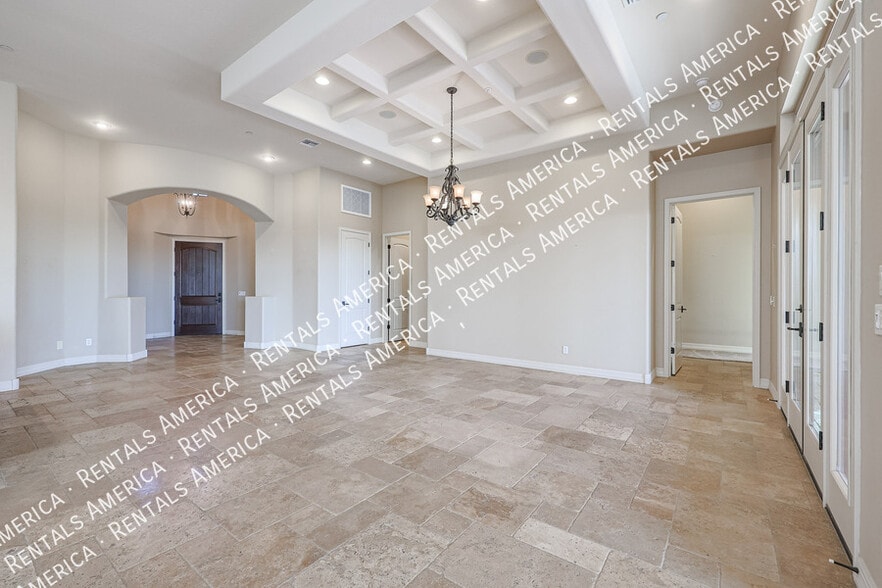 Building Photo - 12439 E Lupine Ave