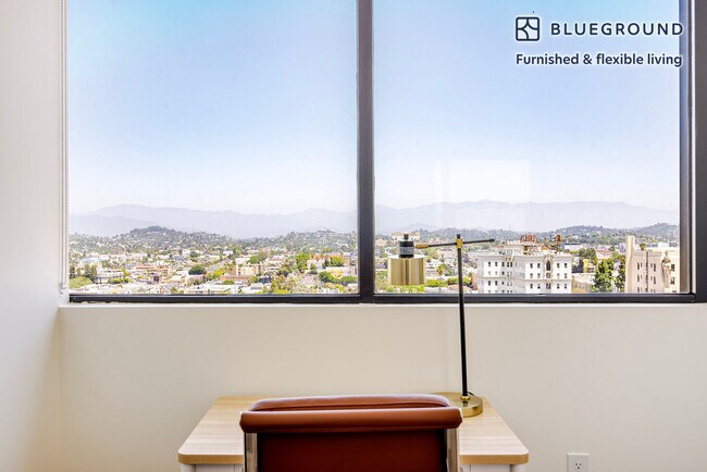 Building Photo - 2500 Wilshire Blvd