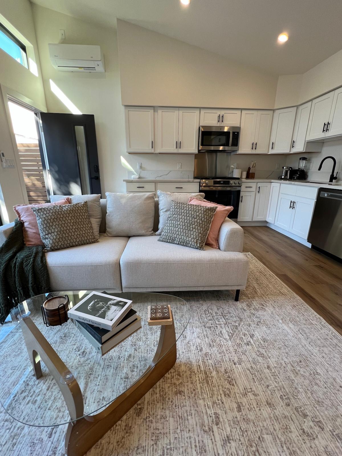 Building Photo - 233 Ashland Ave