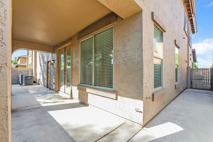 Building Photo - 3093 S Joshua Tree Ln
