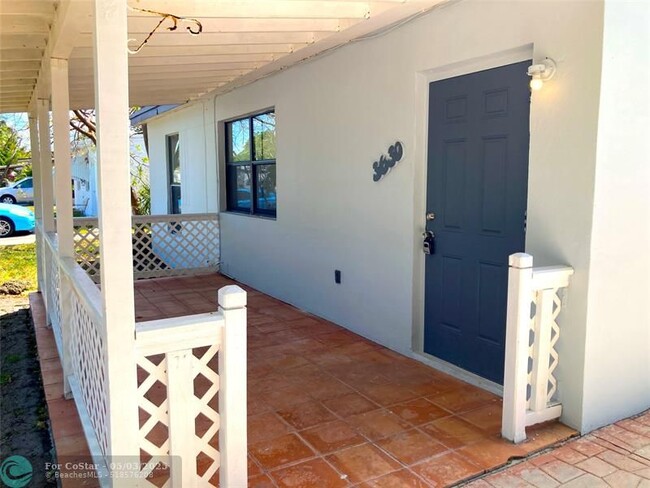 Building Photo - 3630 SW 46th Ave