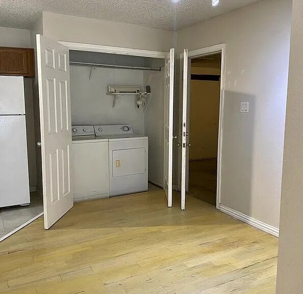 Washer and Dryer - 11918 Metmora Ct