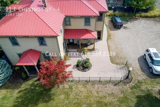 Building Photo - 11 E Chestnut St