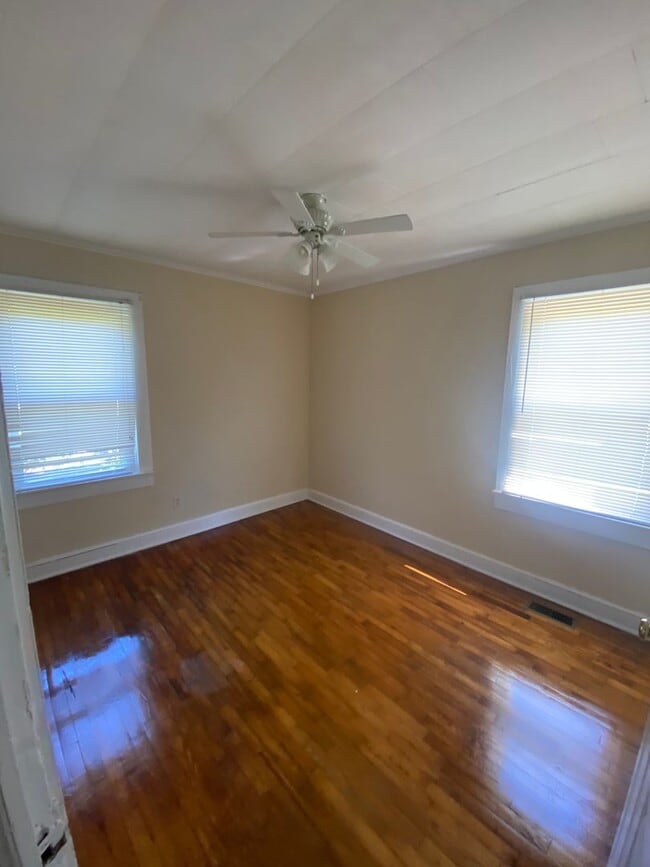 Building Photo - 2/1 Located in Cleveland County, NC near S...