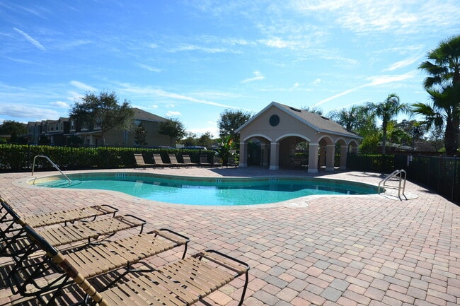 Building Photo - Large, End Unit 5B/3.5B Townhome - Gated Community, Heritage Commons