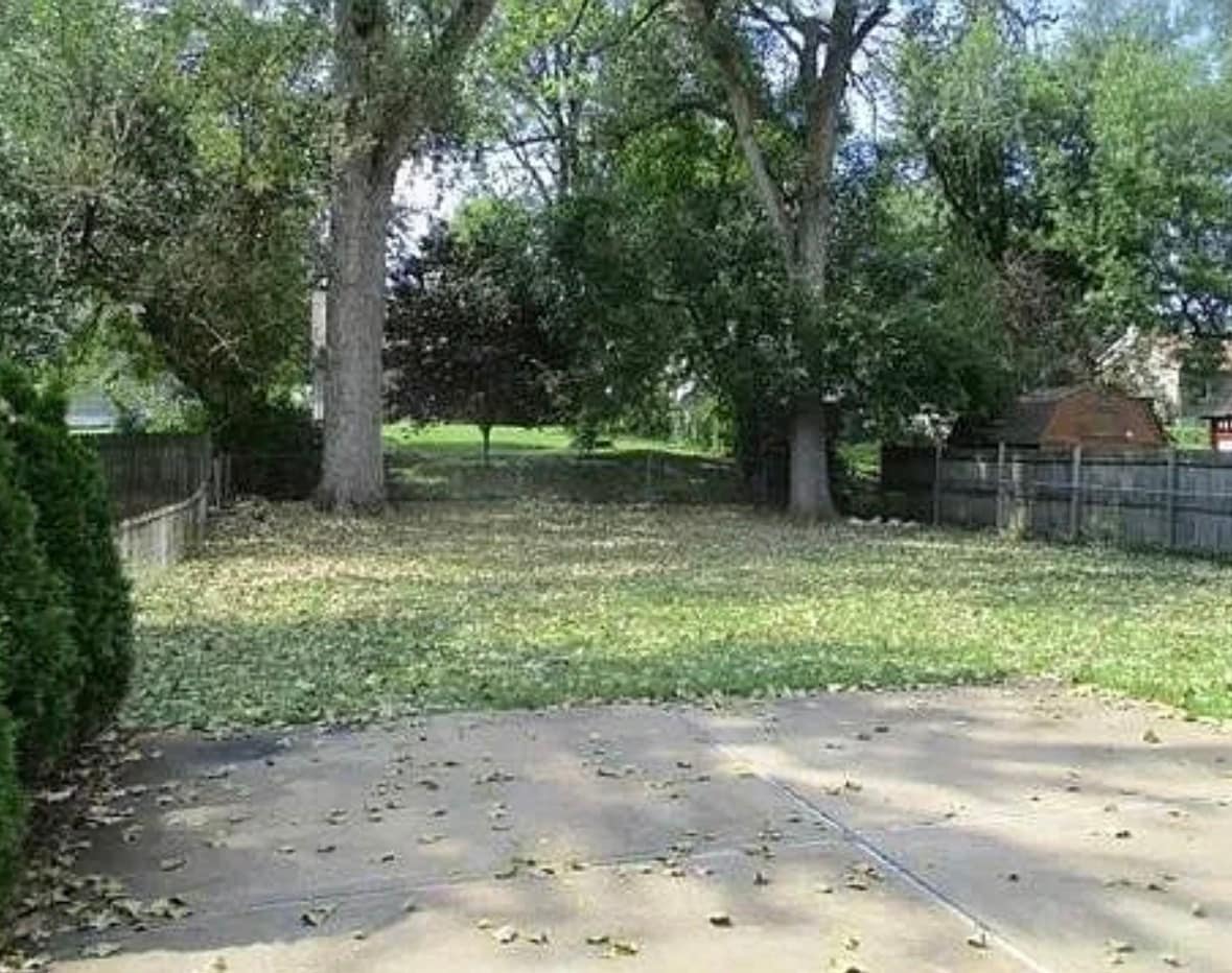 Building Photo - 7737 Clevedon St