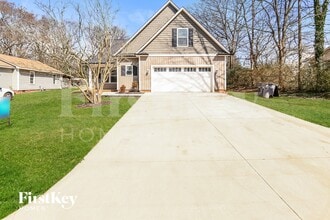 Building Photo - 119 Cline St