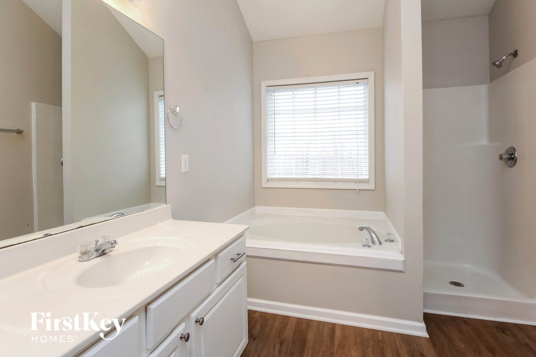 Building Photo - 9435 Waldrip Rd