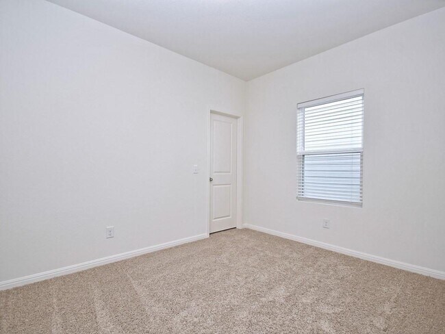 Building Photo - 19400 Caymus Dr