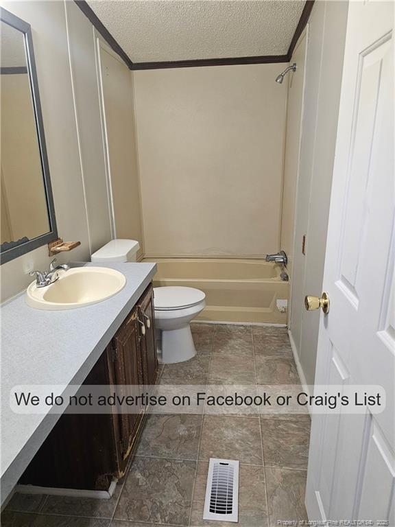 Building Photo - 905 Stirling Ct