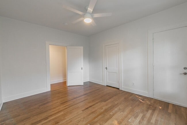 Building Photo - CHARMING and UPDATED 3/2 in The Cultural District