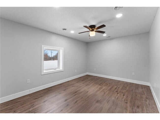 Building Photo - 1768 US-8
