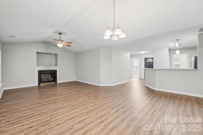 Building Photo - 145 English Hills Dr