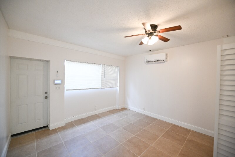 Building Photo - 1504 NW 4th Ave