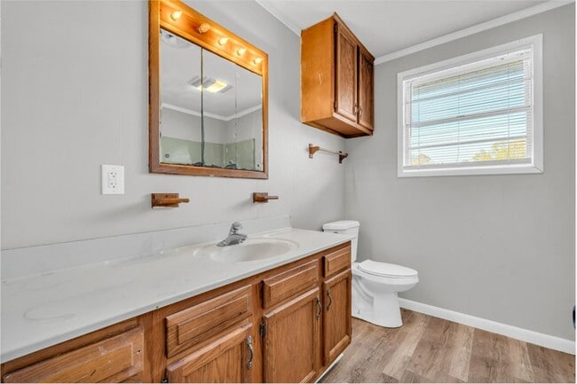 Building Photo - Renovated 4 Bedroom 2 Bath Home with Shop for Rent!