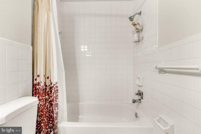 Building Photo - 10855 Lockwood Dr