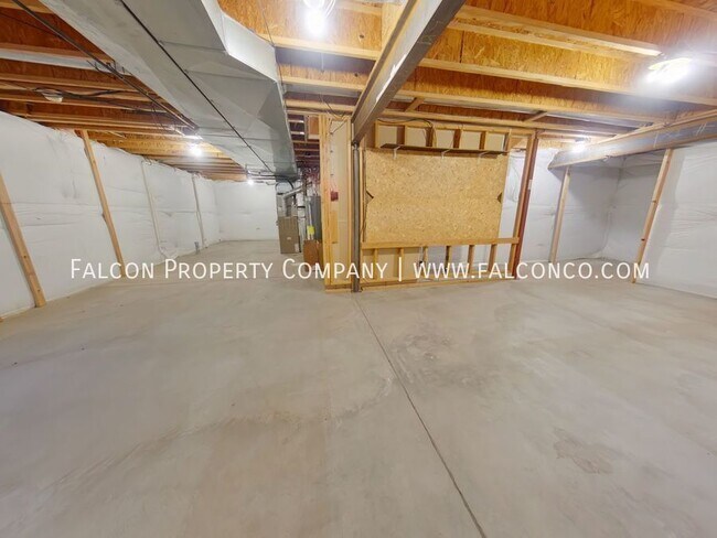 Building Photo - 3260 Waverly Ln