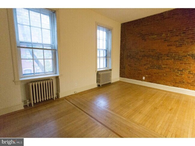 Building Photo - 510 Spruce St