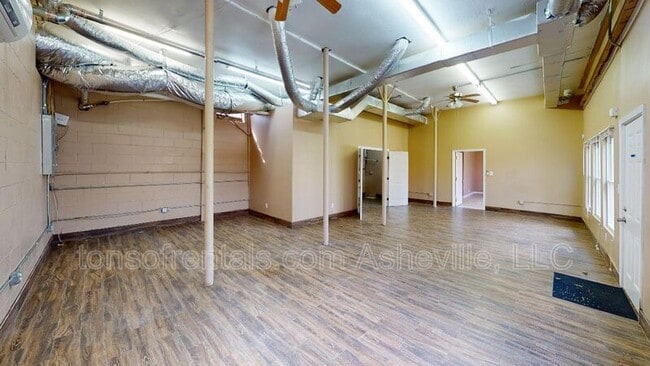 Building Photo - 50 Ledbetter Rd