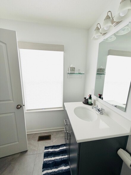 Building Photo - 3873 Moors Edge Ln