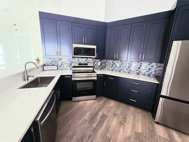 Building Photo - 2928 SE Bella Rd