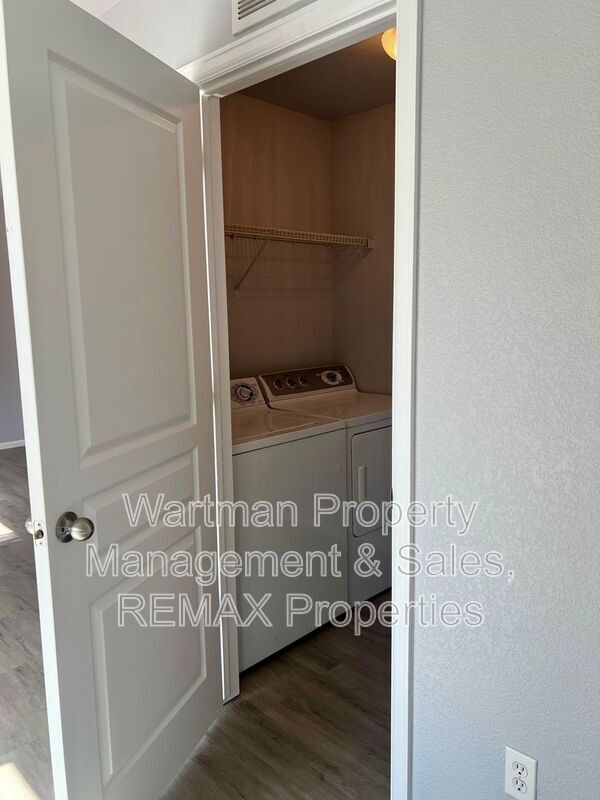 Building Photo - 213 Audubon Dr