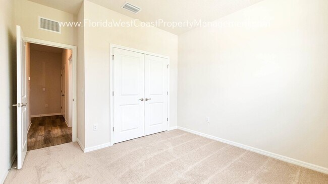 Building Photo - BRAND NEW! OUTSTANDING 3 BED/2 BATH VILLA ...