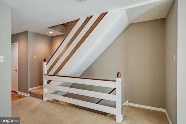 Building Photo - 801 Winchester Ct
