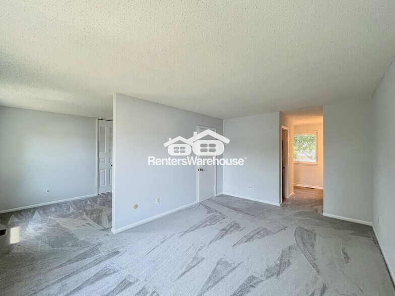 Building Photo - 908 Garden Grove Ct