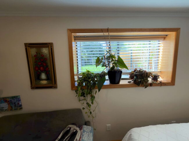 Building Photo - 3148 College Ave