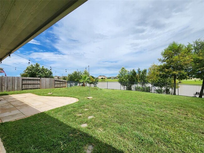 Building Photo - 5131 Spring Terrace Ln
