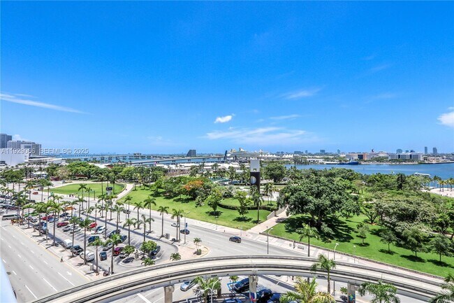 Building Photo - 50 Biscayne Blvd