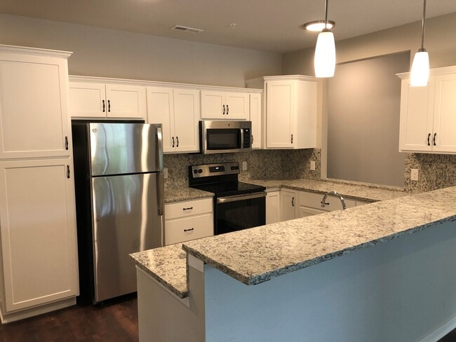 Building Photo - 7888 S Scepter Dr